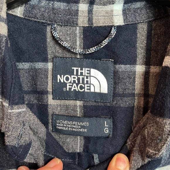 The North Face Plaid Flannel Shirt Size Large - Picture 5 of 8